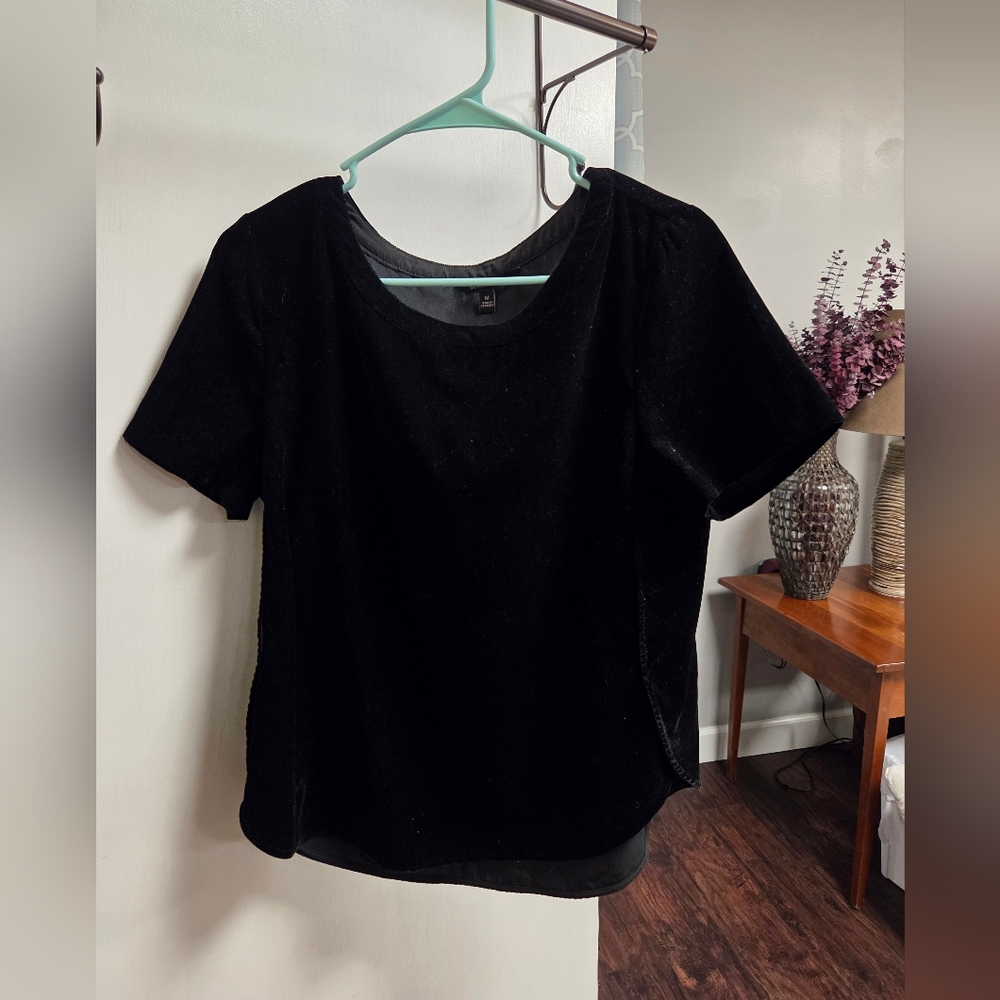 Banana Republic Black Short Sleeve Shirt